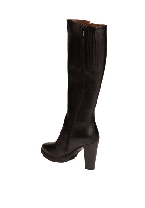 Black leather boot NERO GIARDINI | 411730GUANTO-100